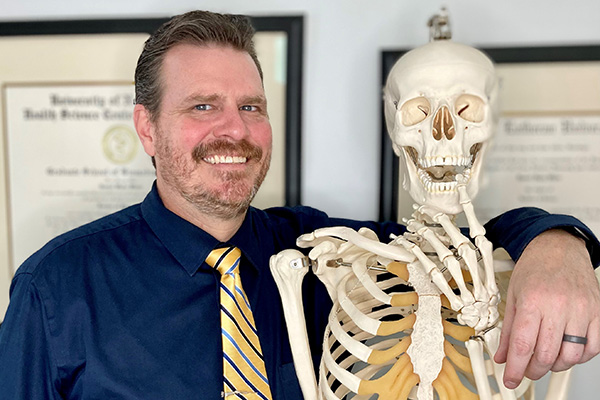 <img src="/media/tamuv/college-of-natural-and-applied-science/images/White600x400.jpg" alt="white and skeleton" style="width: 600px; height: 400px;     " />